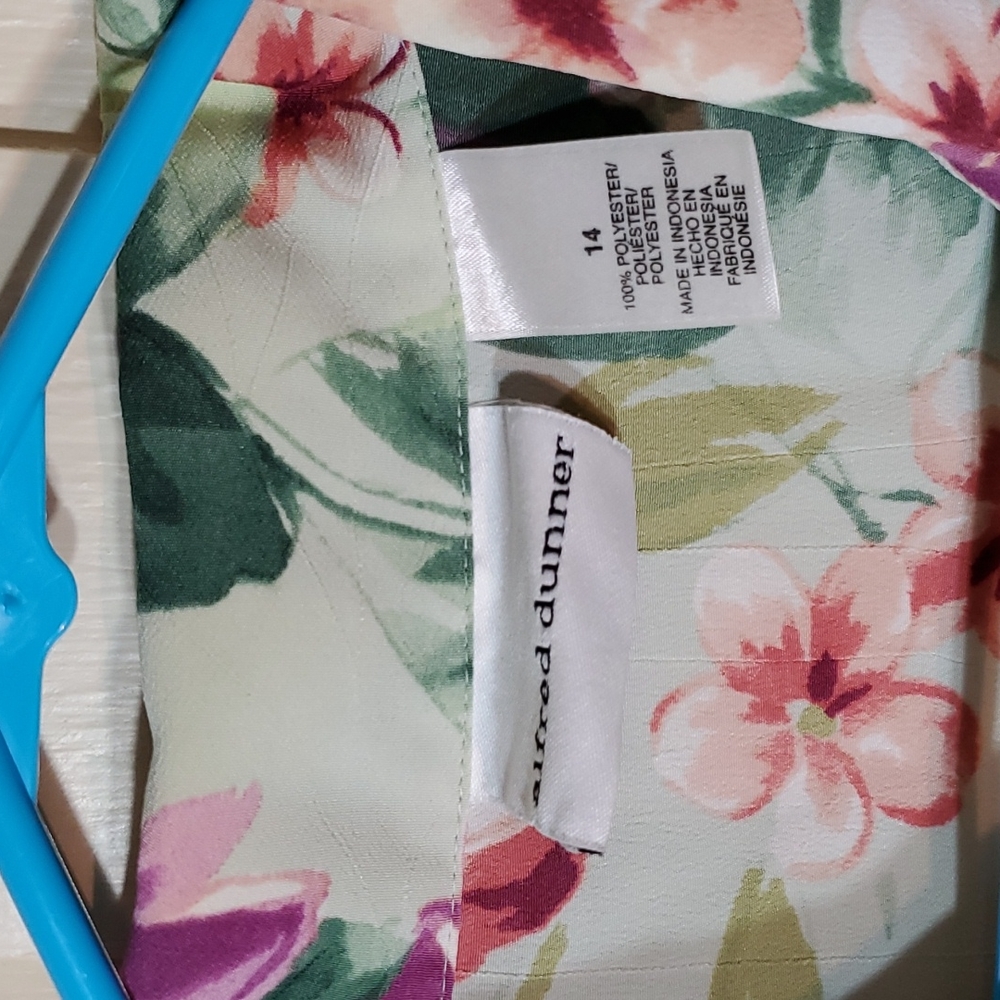 Alfred Dunner Floral Jacket - Picture 3 of 9